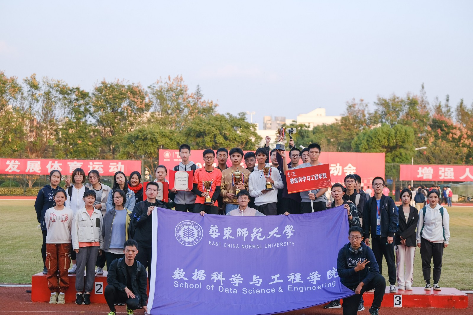 1648542665679055518.jpg 1648542665679055518.jpg